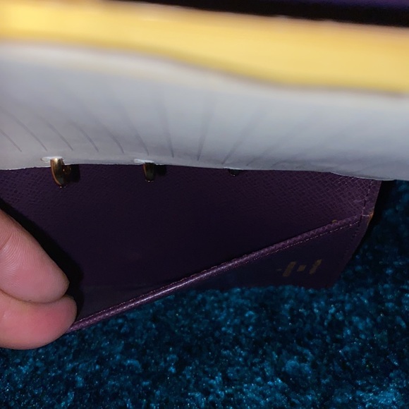 Louis Vuitton Passport Agenda Authentic - Picture 7 of 9